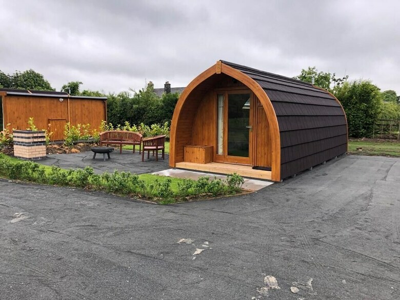 Orchard Glamping - Bramble Pod