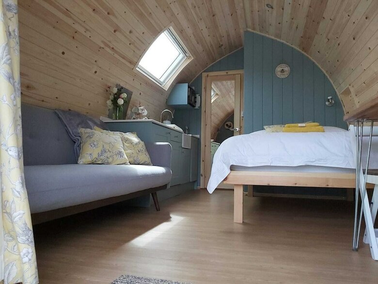 Orchard Glamping - Bramble Pod