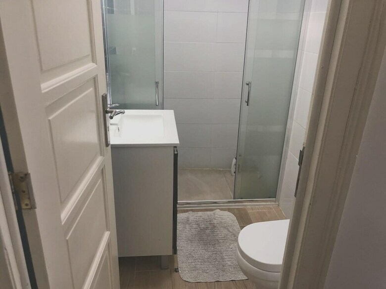 Apartment With 2 Bedrooms In Lisboa, With Wifi