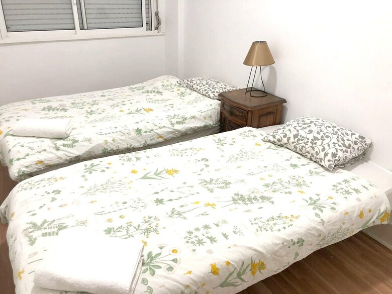 Apartment With 2 Bedrooms In Lisboa, With Wifi