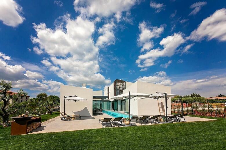 Villa Ru?i?