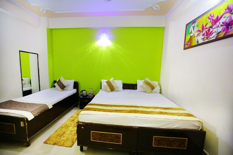 Hotel Adb Rooms Arrival Inn