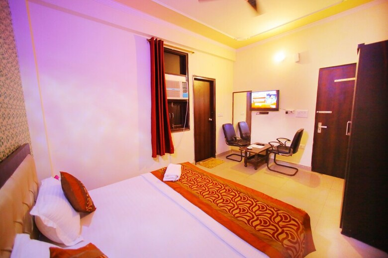 Hotel Adb Rooms Arrival Inn