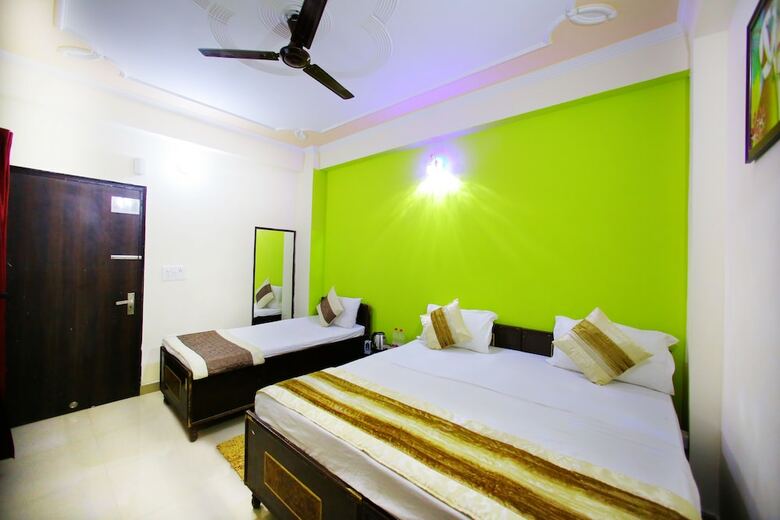 Hotel Adb Rooms Arrival Inn