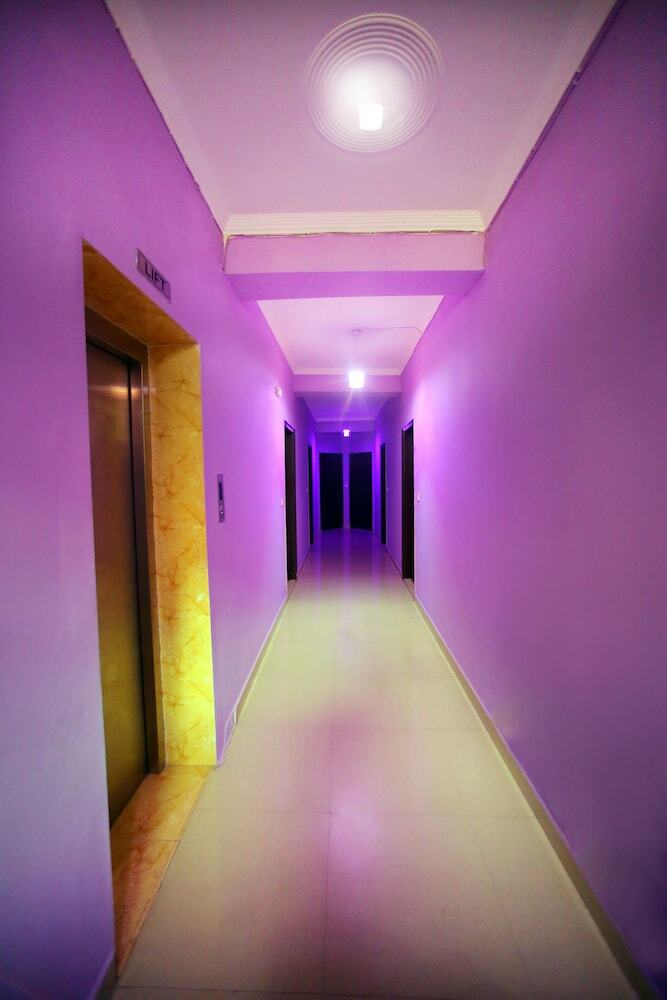 Hotel Adb Rooms Arrival Inn