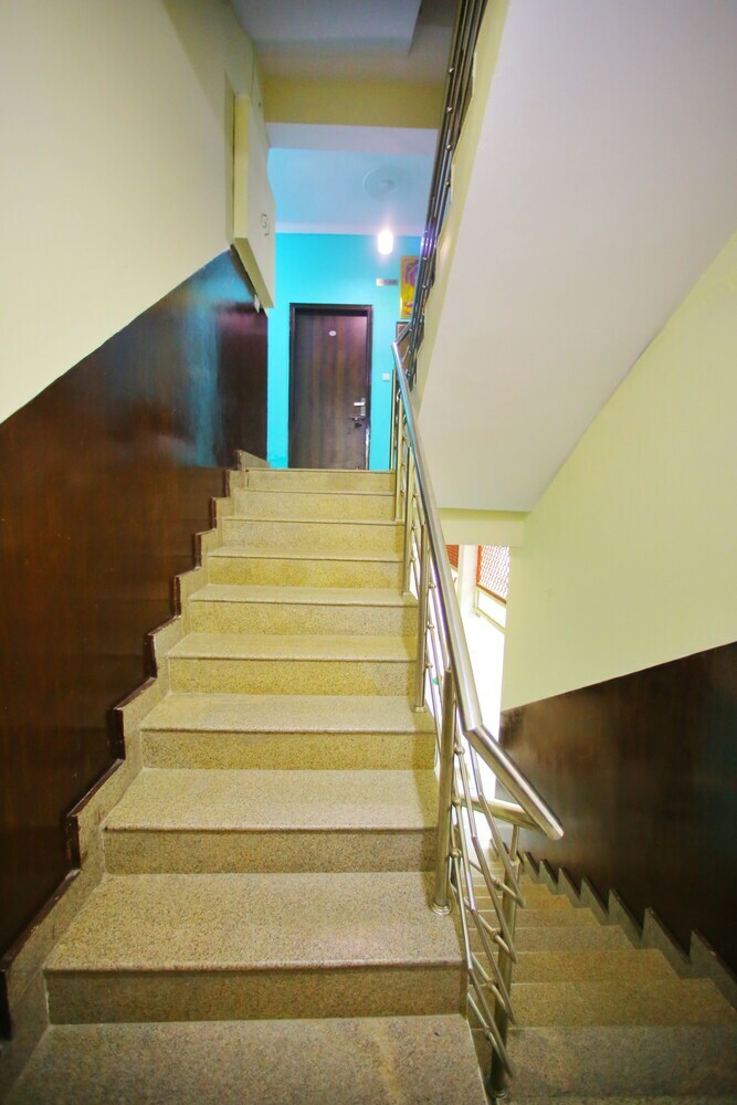 Hotel Adb Rooms Arrival Inn