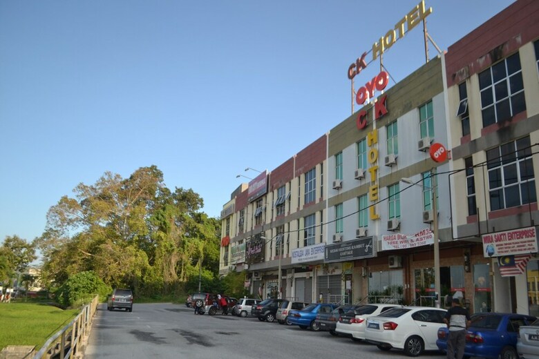 Oyo 89715 Ck Hotel