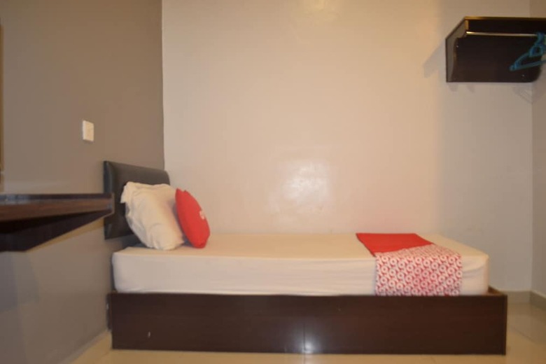 Oyo 89715 Ck Hotel