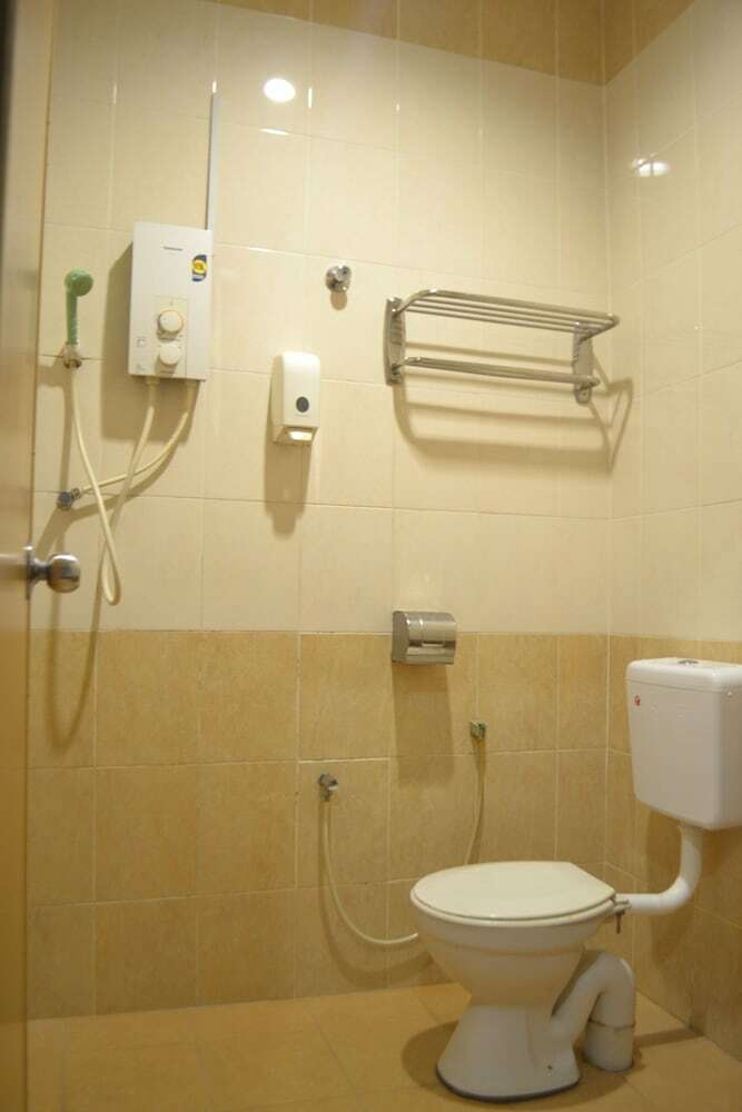 Oyo 89715 Ck Hotel