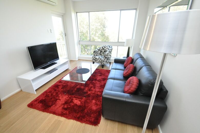 Neutral Bay Apartment 63 Ben