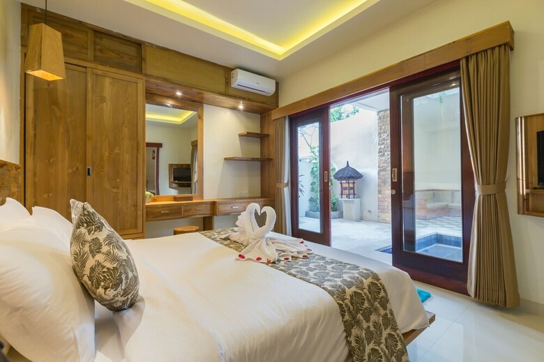 Nalin Bali Villas
