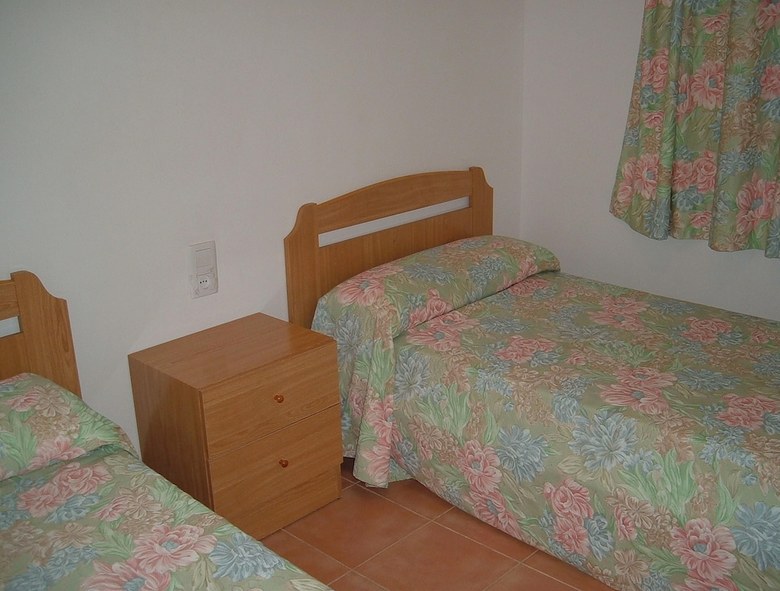 Apartamentos Ap Costas Edison 2 Dormitorios
