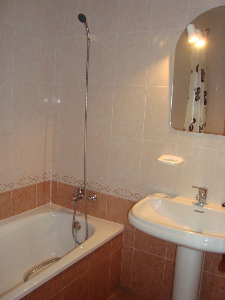 Apartamentos Ap Costas Edison 2 Dormitorios
