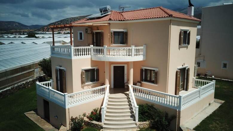 Flisvos Villa