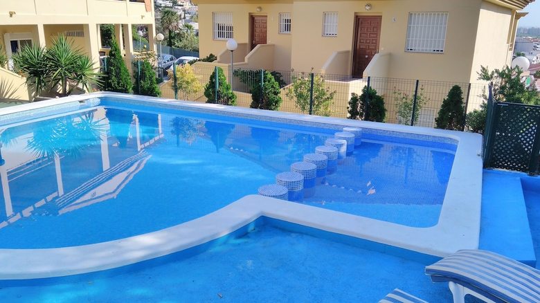 Apartamentos Ap Costas Mercuri