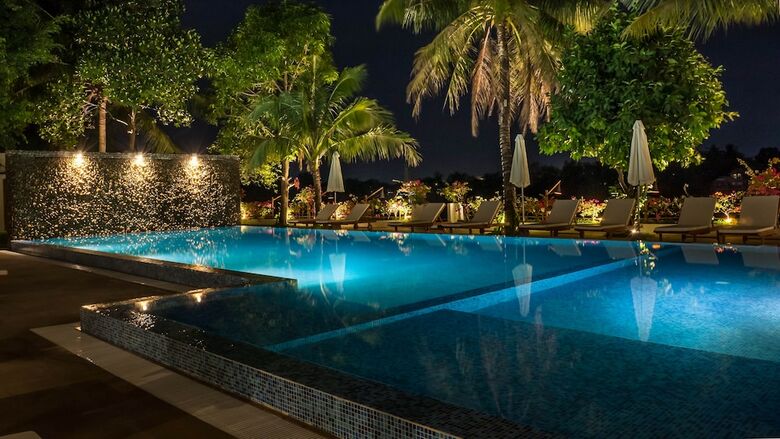Hotel The B Resort