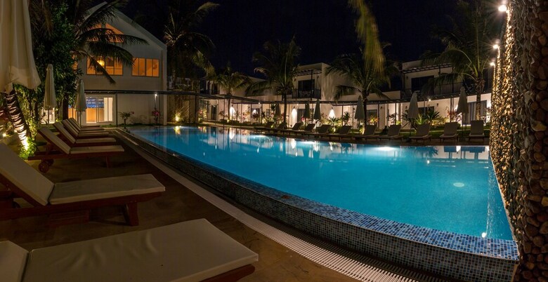 Hotel The B Resort