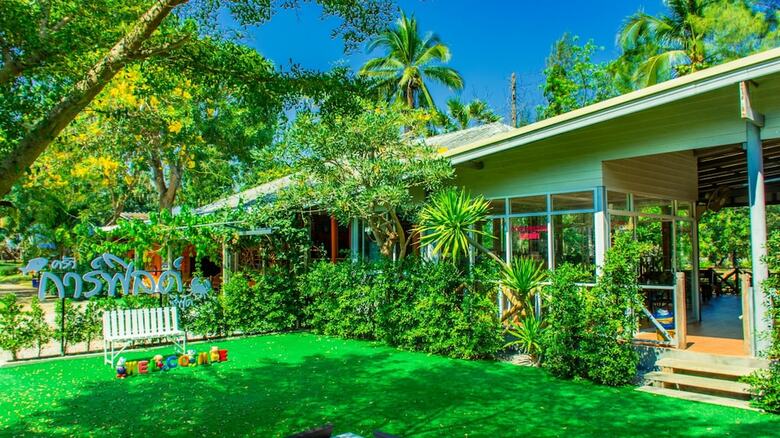 Hotel Oyo Garfield Resort Pranburi