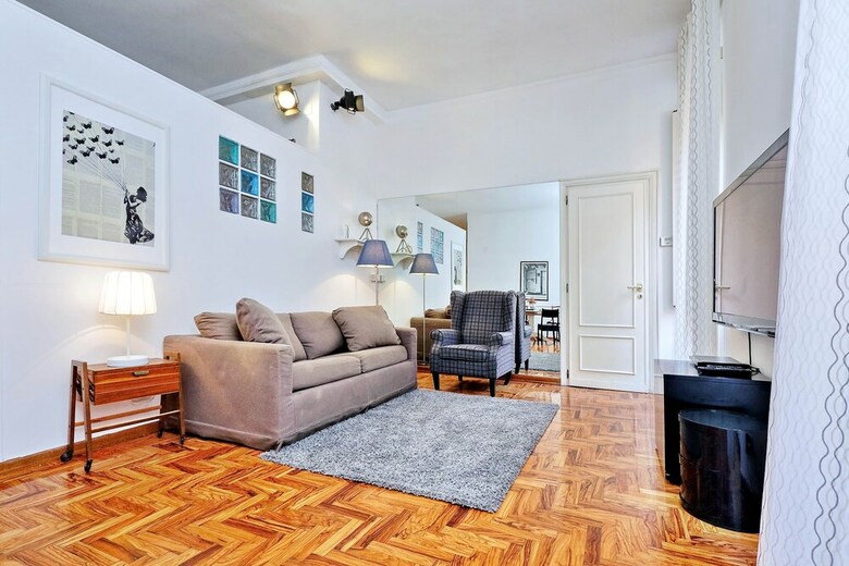 Lante Apartment