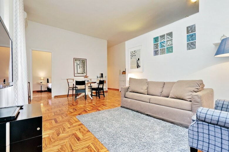 Lante Apartment
