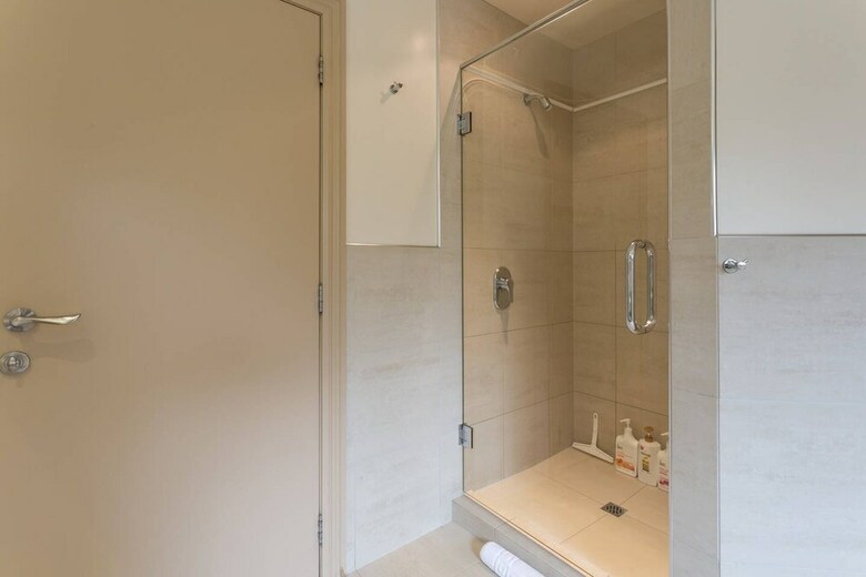 Large Distinctive And Spacious Family Home