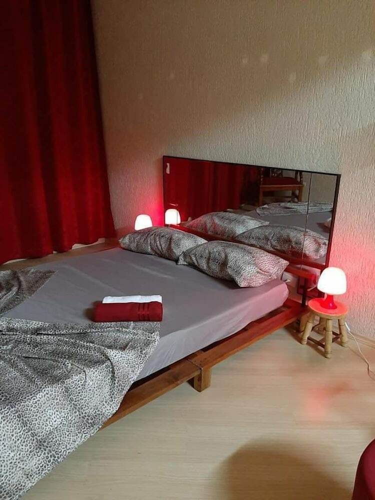 Hostal Hotel Hostel Lapa