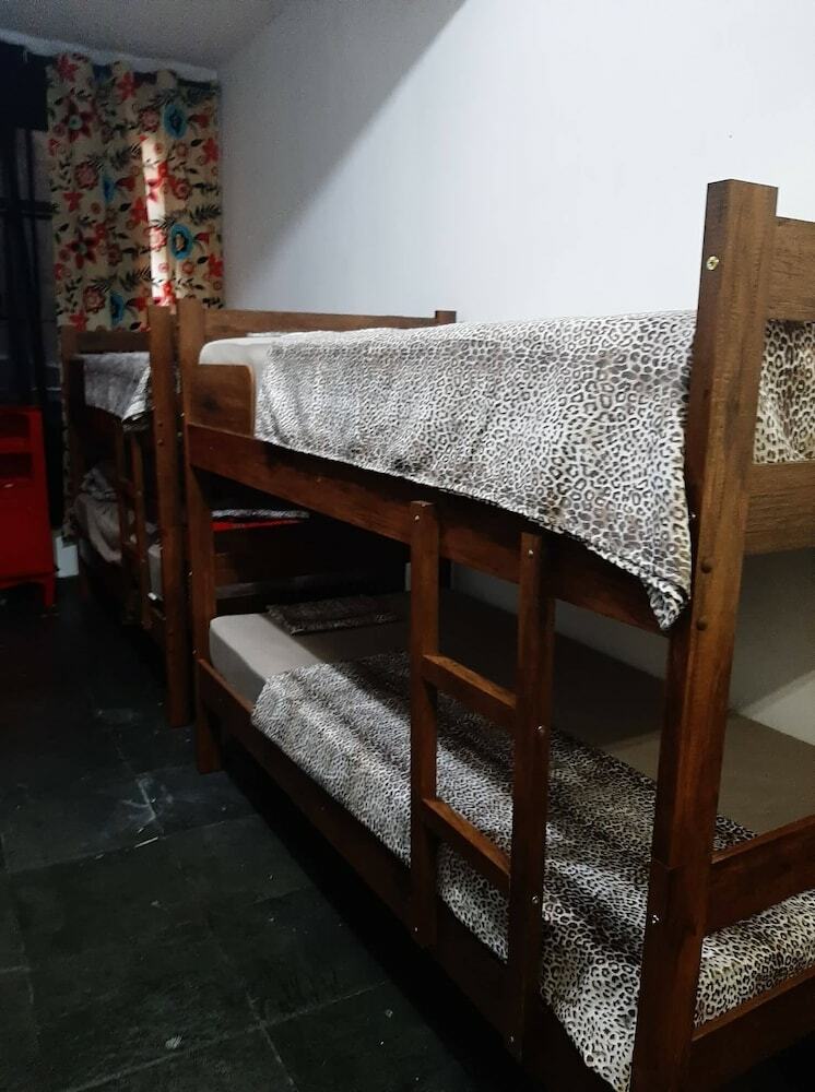 Hostal Hotel Hostel Lapa
