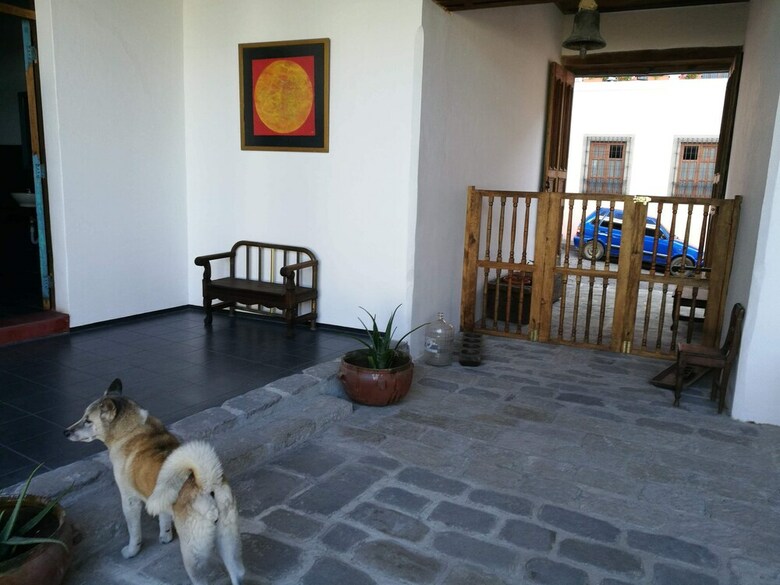 Hotel Xela Columbus Guest House