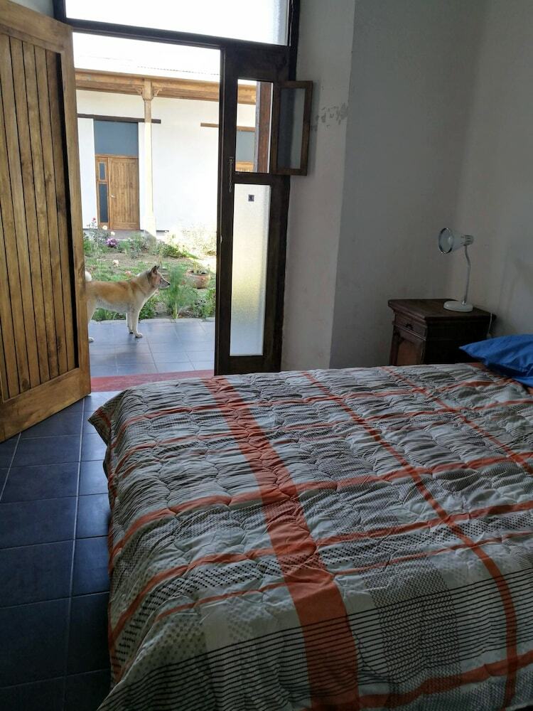 Hotel Xela Columbus Guest House