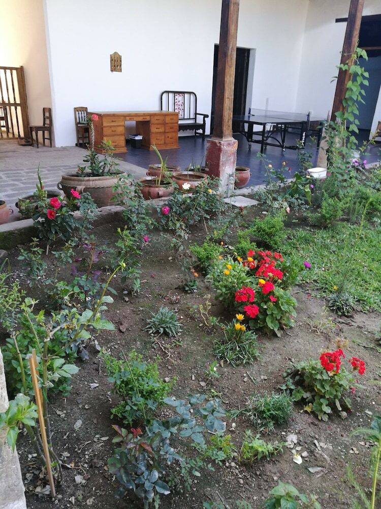 Hotel Xela Columbus Guest House