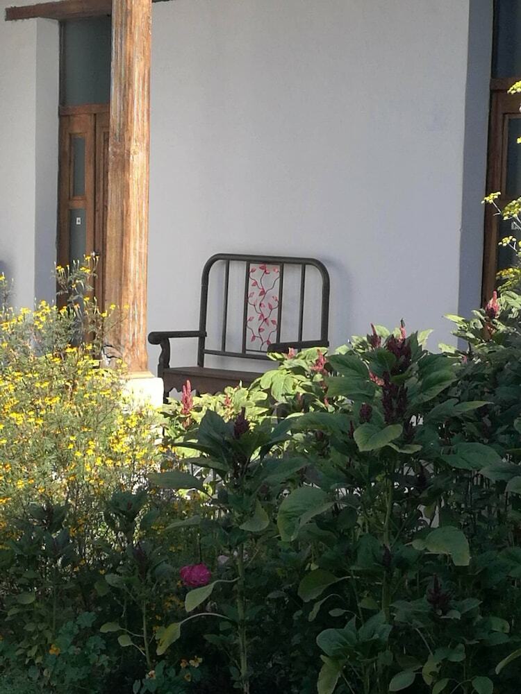 Hotel Xela Columbus Guest House