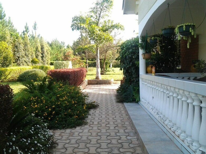 Bed & Breakfast Brownstone Country Home Lira Uganda