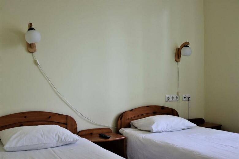 Hostel L�una