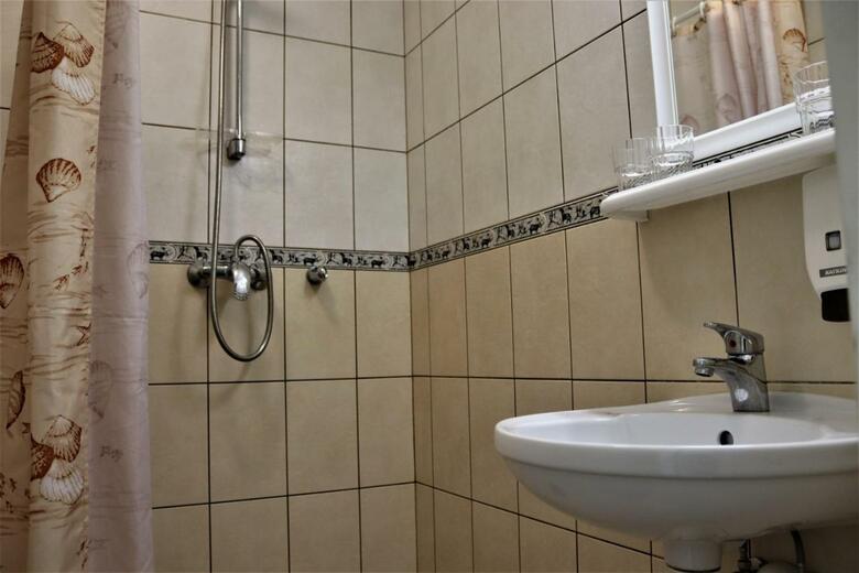 Hostel L�una