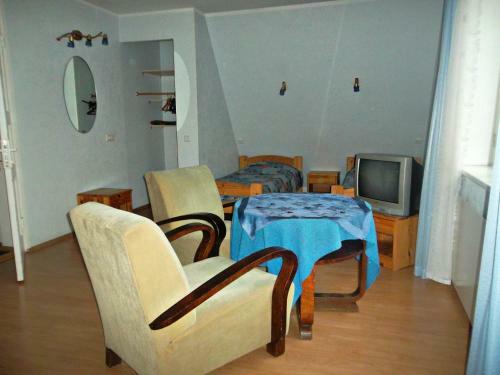 Hostal Kotka Housing
