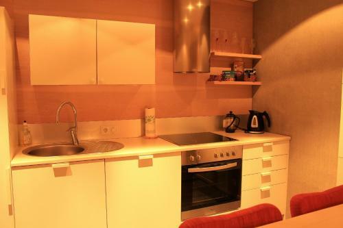 Apartamento Kaluri Residence