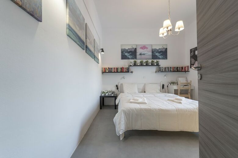 Apartamentos Peggy's Place (Red Beach + Private Parking)