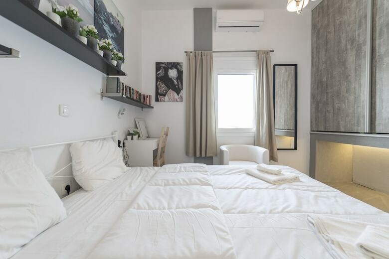 Apartamentos Peggy's Place (Red Beach + Private Parking)