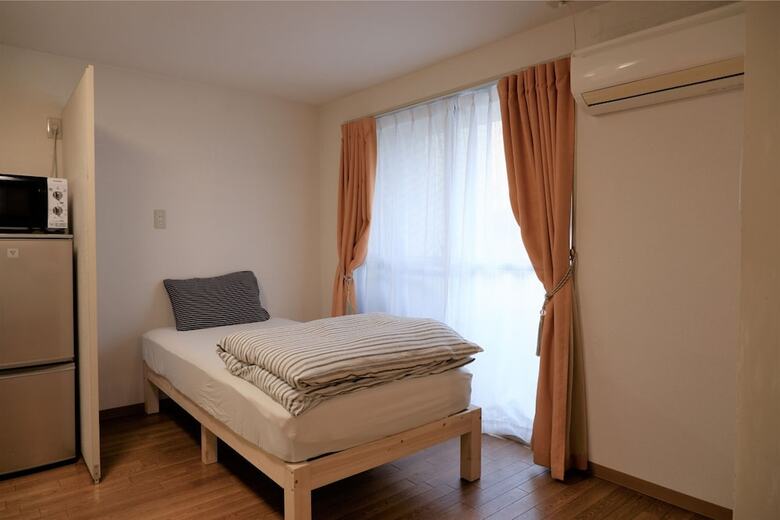 Apartamentos Ryota's Room