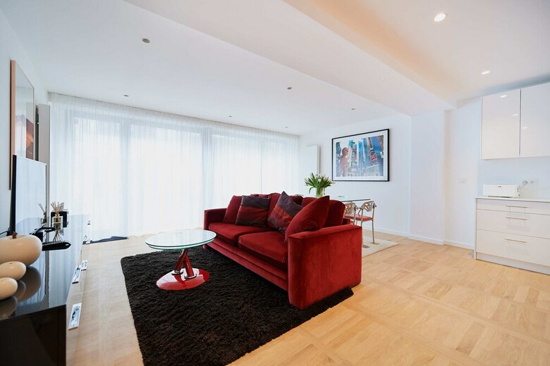 Luxury House 124