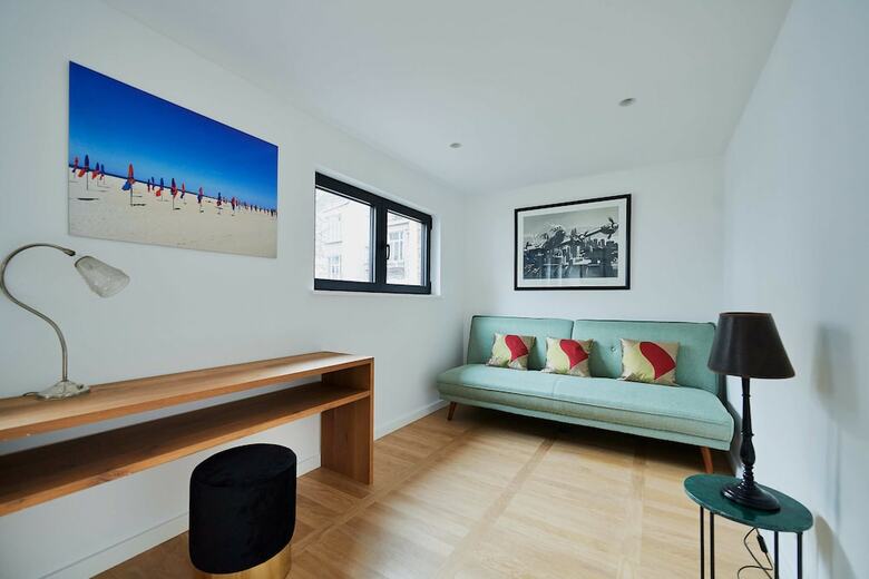 Luxury House 124
