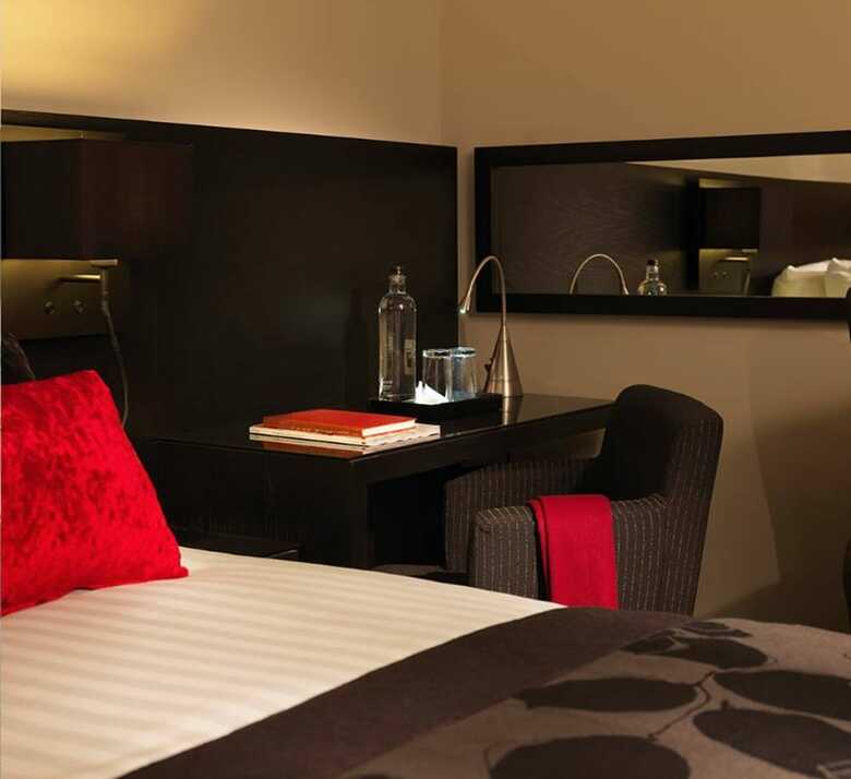 Guildford Harbour Hotel