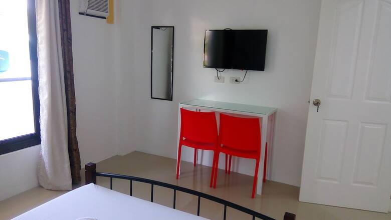 Hotel Palines Apartment And Guesthouse