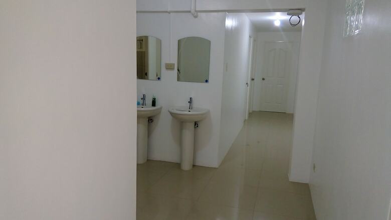 Hotel Palines Apartment And Guesthouse