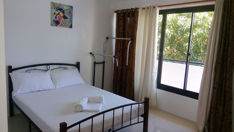 Hotel Palines Apartment And Guesthouse