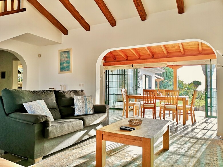 Villa Nanou House