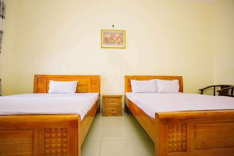 Hotel Oyo 749 Four Seasons Guest House