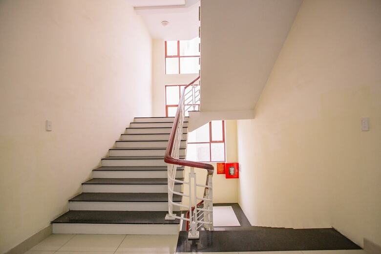 Hotel Oyo 749 Four Seasons Guest House
