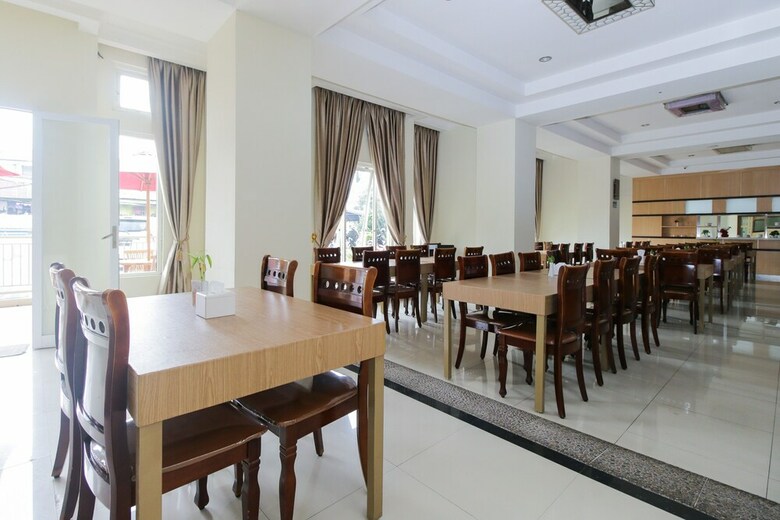 Hotel Airy Sutan Syahrir 144 Padang Panjang