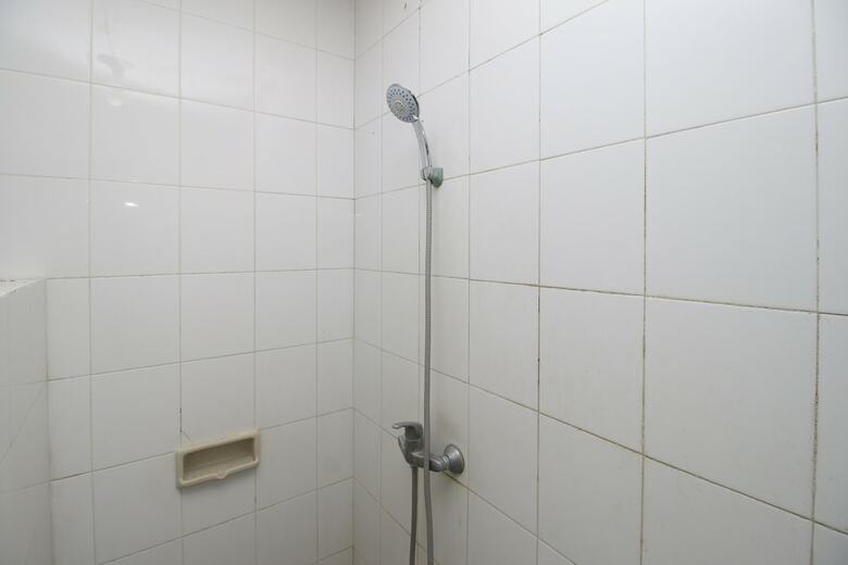 Hotel Airy Laweyan Sutowijoyo 45 Solo